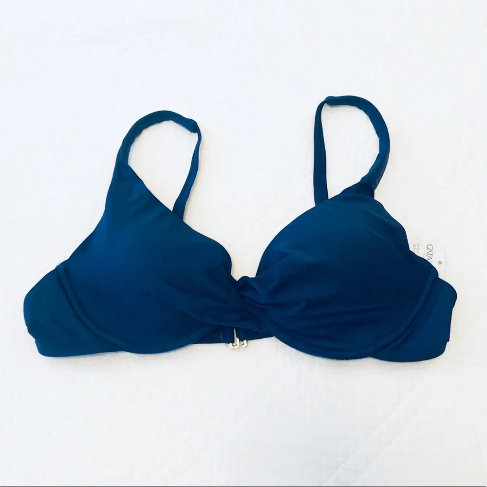 Catalina Twist Front Underwire Bikini Top NWT - Picture 2 of 6